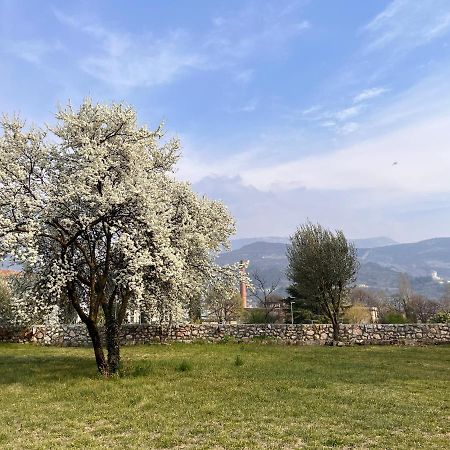 Colle Ameno Room And Breakfast Rovereto  Exterior photo