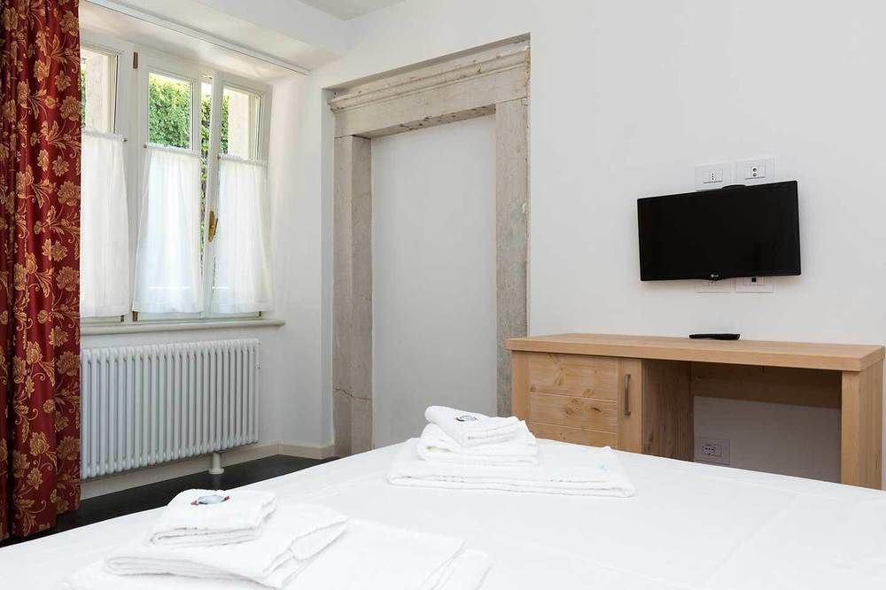 Colle Ameno Room And Breakfast Rovereto  Exterior photo